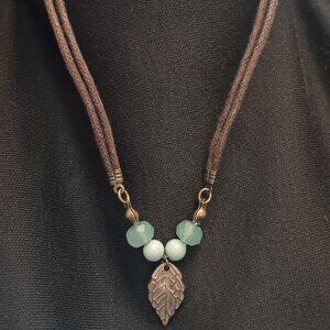 🍂2 for $12 -Cute leaf choker necklace